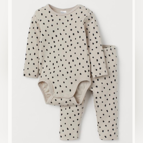H&M Other - H&M toddler pajama set 18M